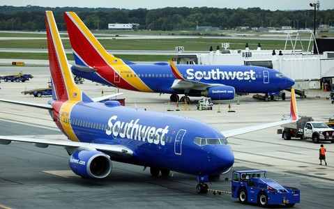 Engine cover of Southwest Airlines plane comes off during takeoff