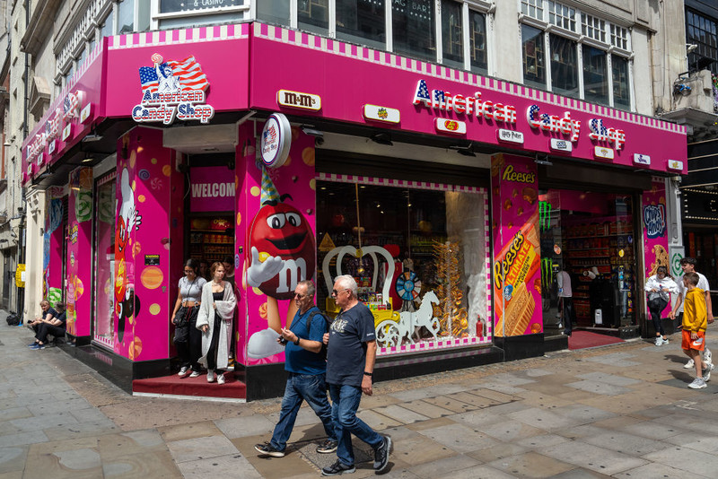 Large food market planned for Oxford Street as fight against American-style candy stores continues