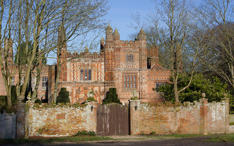 £3 miliony za pałac z epoki Tudorów 