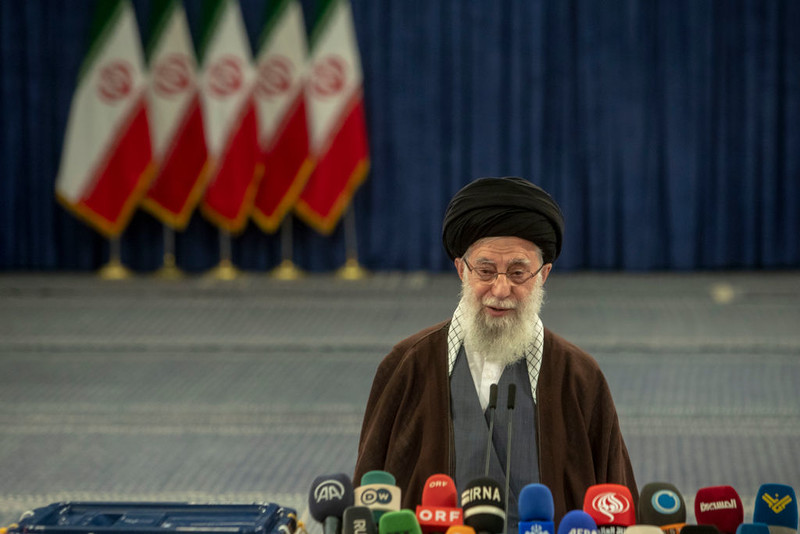 USA i Wielka Brytania ostrzegają Iran, by nie atakował Izraela