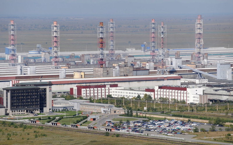 The US and UK restrict the trade of Russian-origin metals