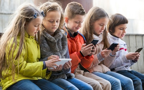 Ofcom: Almost a quarter of kids aged 5-7 have smartphones