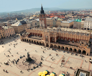Krakow residents vote on bidding for Winter Games