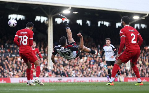 Liverpool in second place, Fabianski let in five goals