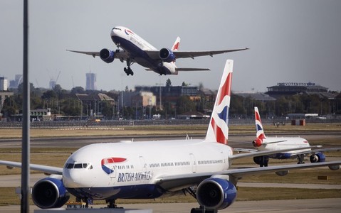 Strajki na Heathrow podczas majowego długiego weekendu mogą skutkować "uziemieniem samolotów"