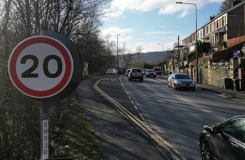 Limit prędkości w Walii może zostać przywrócony do 30mph jeszcze przed końcem roku