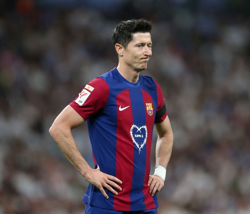 Barcelona rozważa zastąpienie Lewandowskiego?
