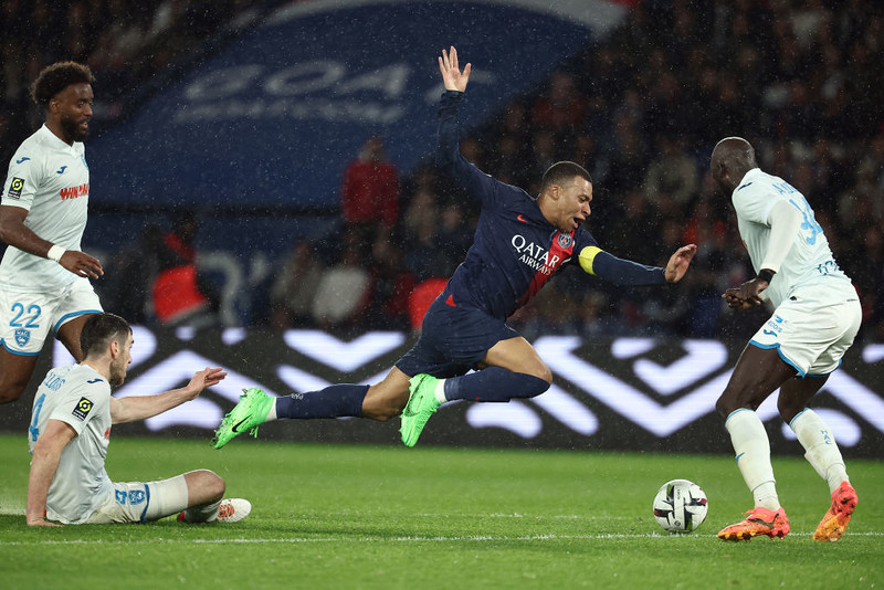 PSG became champion after Olympique Lyon's victory over AS Monaco
