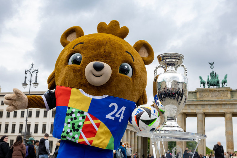 Euro 2024: Niedźwiadek Albaert dwunastą maskotką w historii