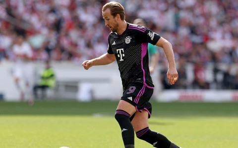 Kane's 36th goal of the season, defeat for Bayern