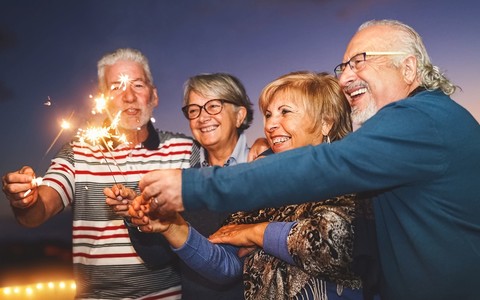 Mieszkańcy UE żyją coraz dłużej. Hiszpanie i Włosi z najwyższą średnią długości życia