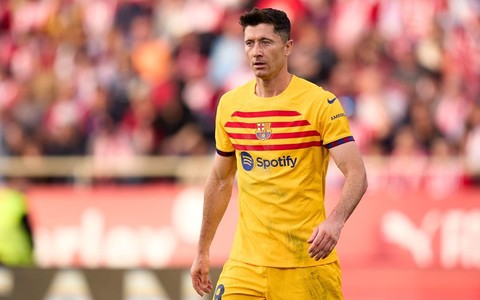 Lewandowski will earn at least EUR 58 million by the end of his stay in Barcelona