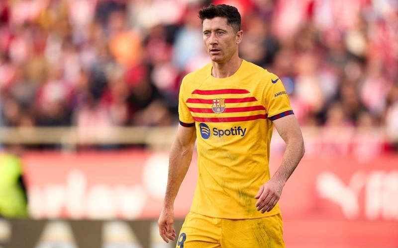 Lewandowski do końca pobytu w Barcelonie zarobi co najmniej 58 mln euro