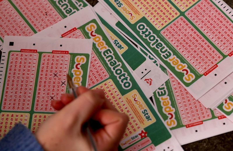 In Naples, the Superenalotto jackpot was won: 101 million EUR 