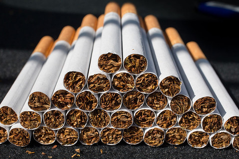 Polacy zatrzymani z 10 tys. nielegalnych papierosów