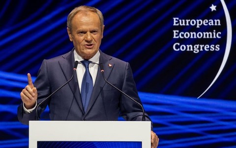 Premier Tusk: Polska nie przyjmie żadnych migrantów z tytułu paktu migracyjnego