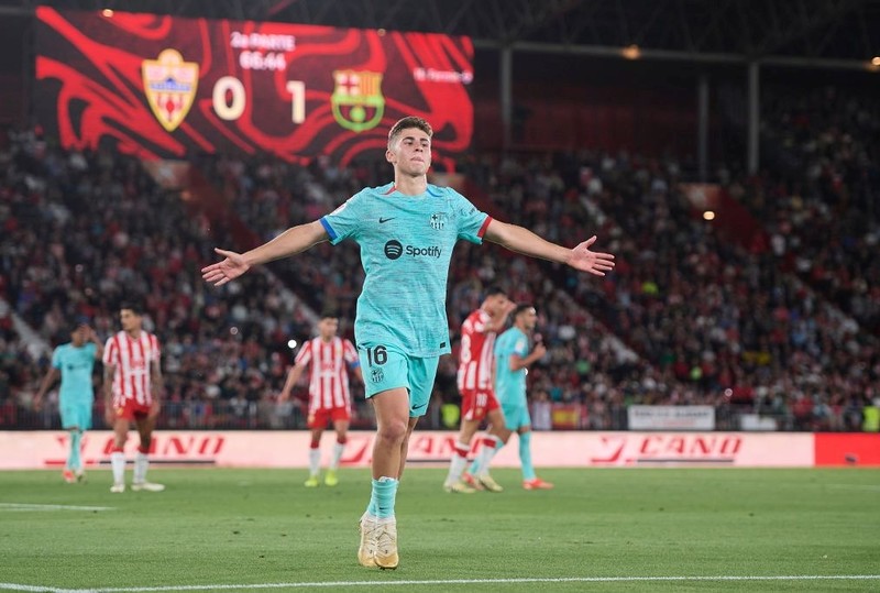 Barcelona zwyciężyła z Almerią, ale Lewandowski bez gola