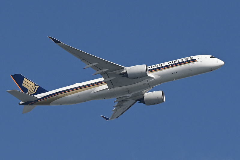 Jedna osoba nie żyje w wyniku turbulencji podczas lotu z Londynu do Singapuru