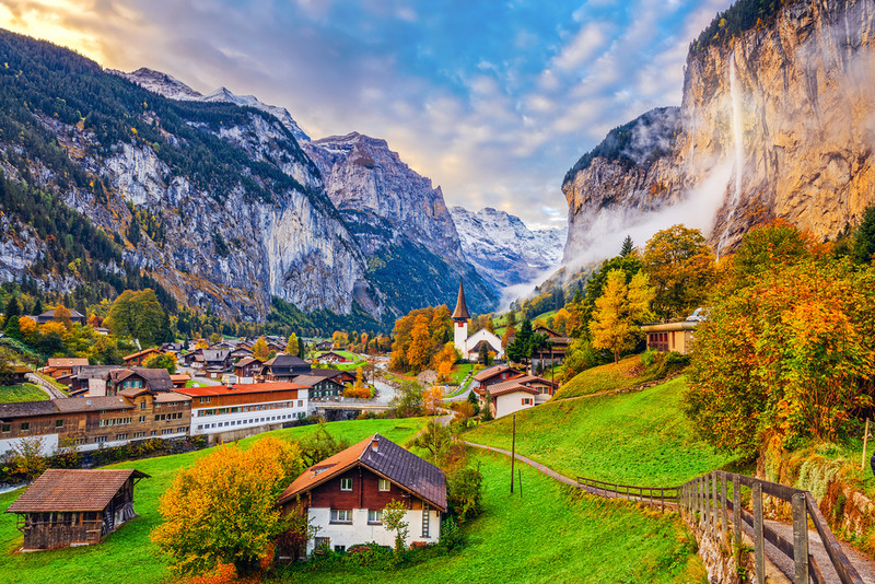 Szwajcarska wioska Lauterbrunnen walcząc z nadmierną turystyką, wprowadzi opłatę dla odwiedzających 