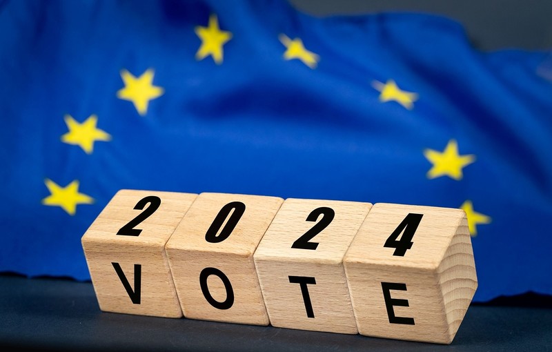 Przed wyborami do PE Europejczycy chcą wspólnej polityki obronnej i produkcji broni