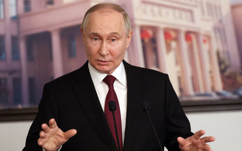 Reuters: Putin jest gotowy wstrzymać walki w Ukrainie