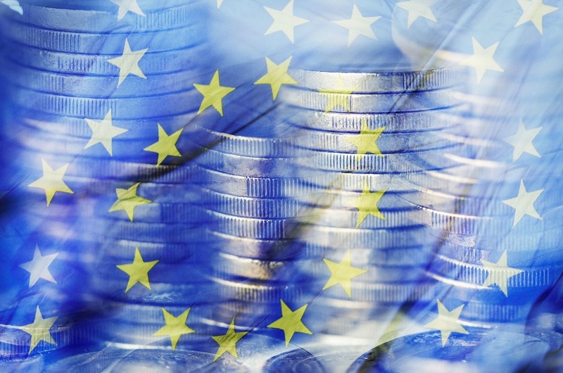 Sondaż: 57 proc. respondentów przeciwnych wejściu przez Polskę do strefy euro