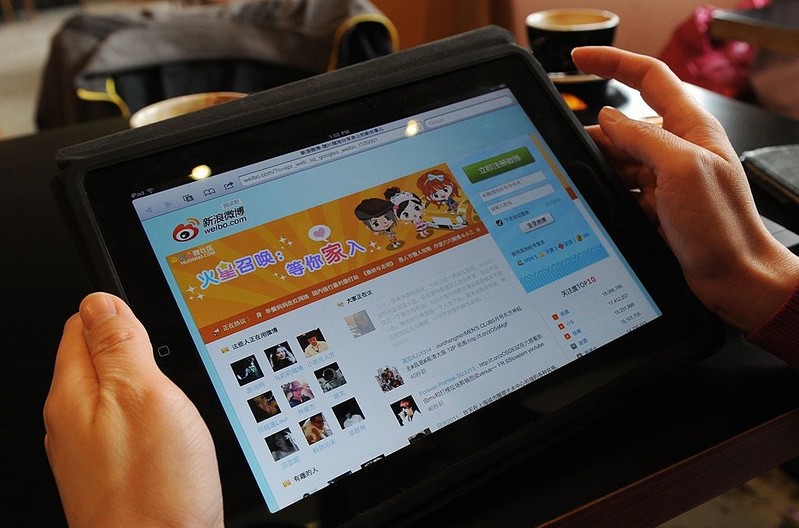 Media społecznościowe w Chinach blokują konta "ekstrawaganckich" osób 