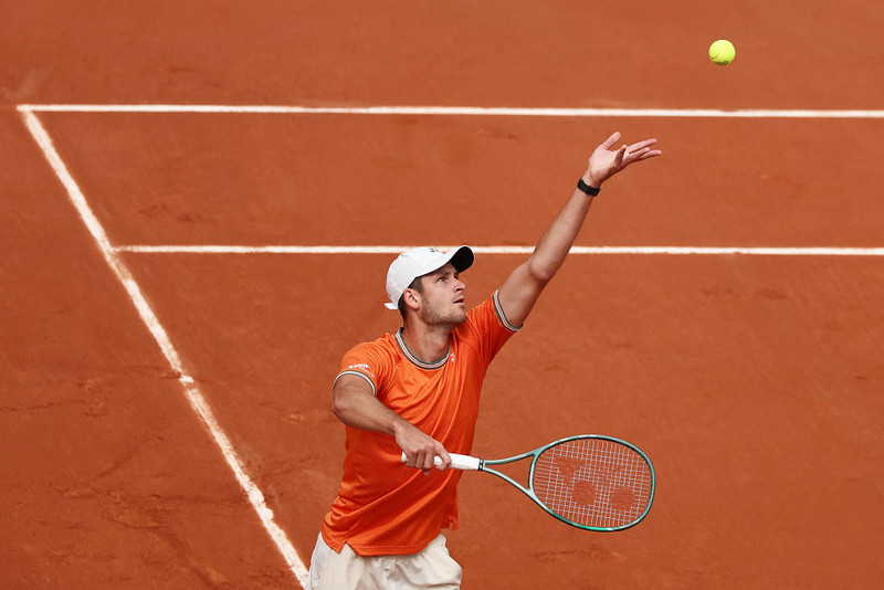 French Open: Hurkacz advances to third round in rain-interrupted match