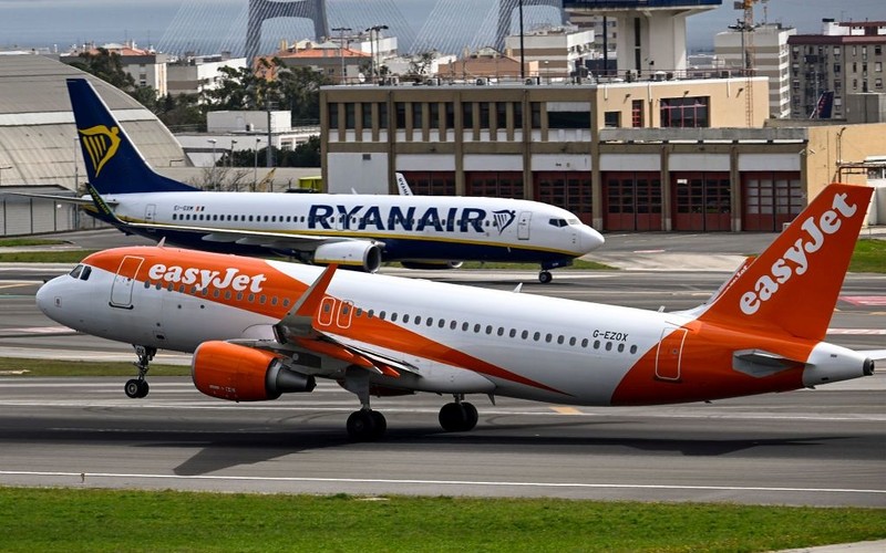 Ryanair i Easyjet z karą 150 mln euro. Wszystko przez skargi pasażerów 