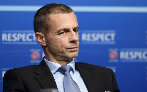 Prezydent UEFA Aleksander Ceferin ostrzega Serbię