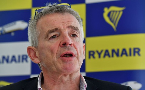 Ryanair switches to buses. They want to completely suspend flights from the UK