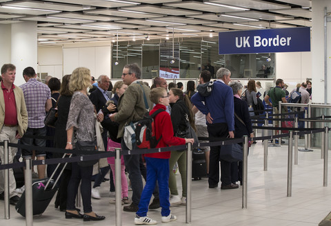 "The Telegraph": Brytyjskie władze ostrzegają lotniska przed cyberatakami