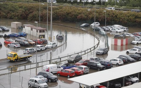 Chaos na Ibizie i Majorce po przejściu intensywnych opadów deszczu