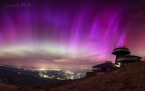 Photo of aurora over Sněžka taken by Pole honoured by NASA