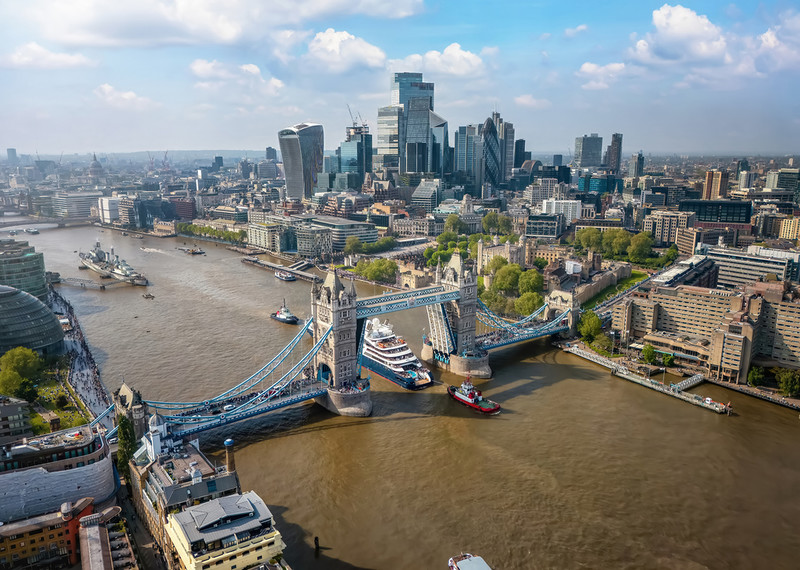 Londyn awansował do pierwszej dziesiątki na globalnej liście "najdroższych miast"