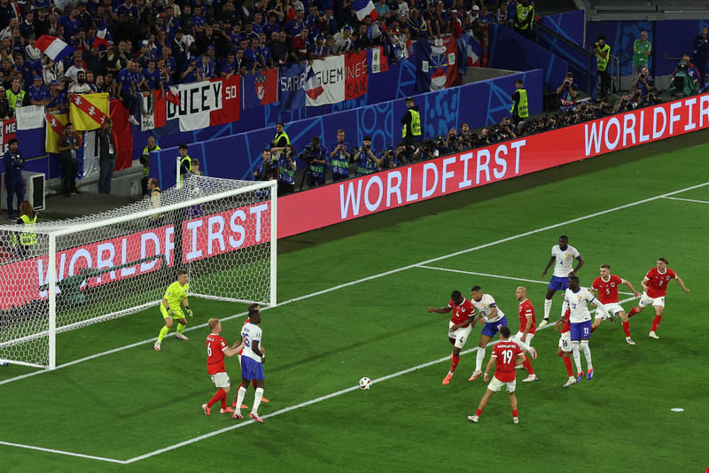 EURO 2024: Francja wygrała z Austrią, radość w Rumunii i na Słowacji