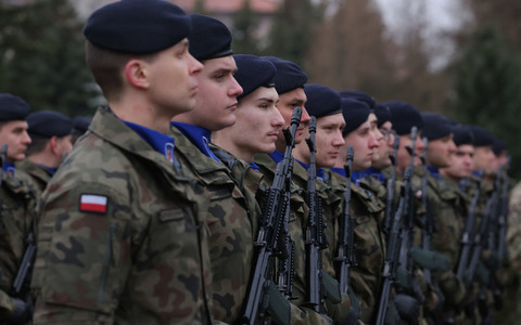 After the army holiday, young Poles will join the reserves