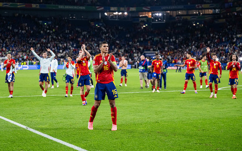 EURO 2024: Skromne zwycięstwo Hiszpanów, Lewandowski i Dawidowicz gotowi na Austrię