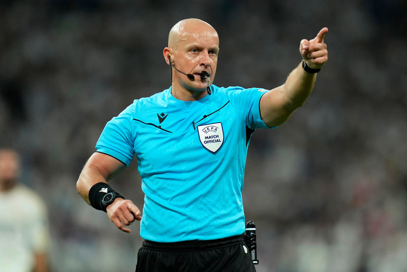 EURO 2024: Dzisiaj debiut Marciniaka, poprowadzi mecz Belgii z Rumunią