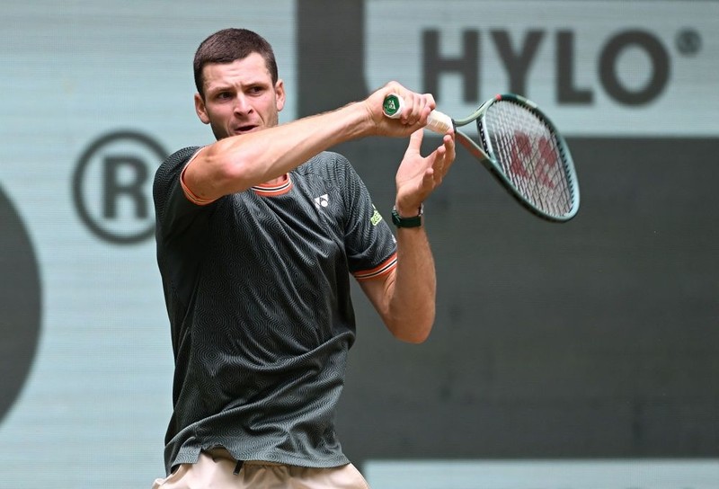 Turniej ATP w Halle: Hurkacz pokonał Zvereva i zagra w finale