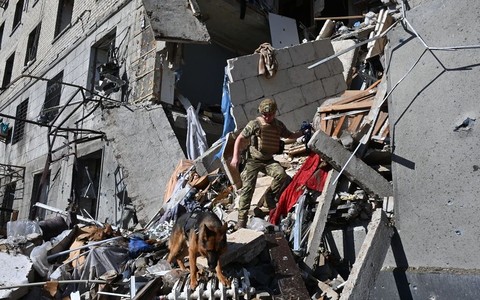 Rosyjski atak rakietowy na obwód kijowski. 72 prywatne domy zostały uszkodzone
