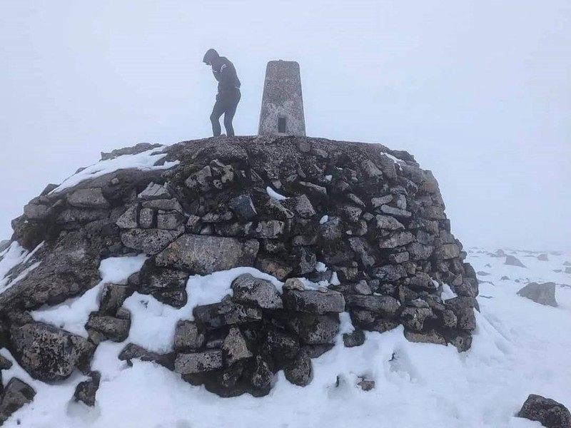 Szkocja: Polak pobił rekord w siedmiokrotnym wejściu na szczyt Ben Nevis w ciągu 24 godzin