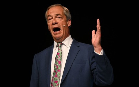 Zapomniane przez globalizację Clacton wierzy w Nigela Farage'a