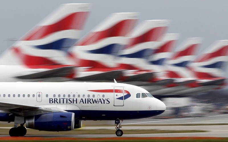 Pasażerowie samolotu British Airways pozwali brytyjski rząd. Chodzi o lot z 1990 roku