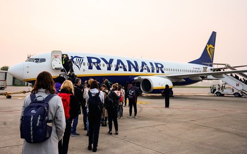 Ryanair records busiest ever month
