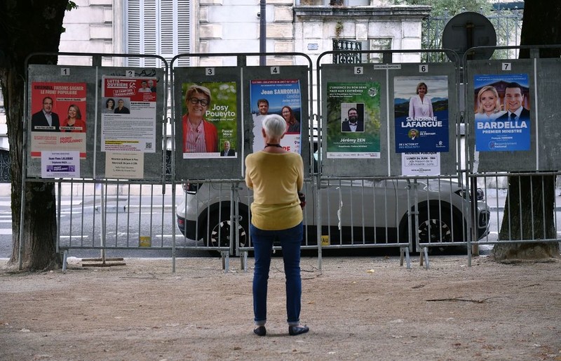 Druga tura wyborów parlamentarnych we Francji. Partia Le Pen prze do władzy