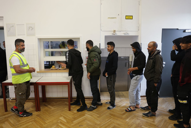 Niemcy: Liczba wniosków azylowych spadła. Najwięcej złożyli Syryjczycy