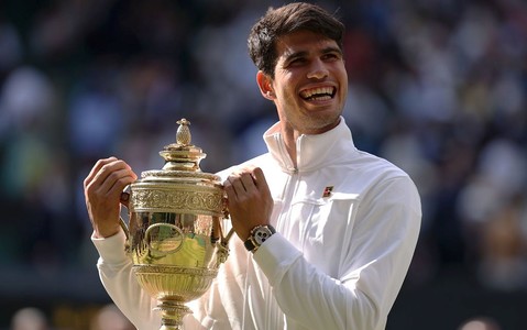 Carlos Alcaraz wins Wimbledon for second consecutive year over Novak Djokovic