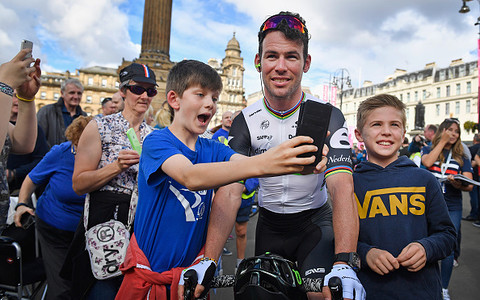 Brytyjski kolarz Mark Cavendish cierpi na mononukleozę