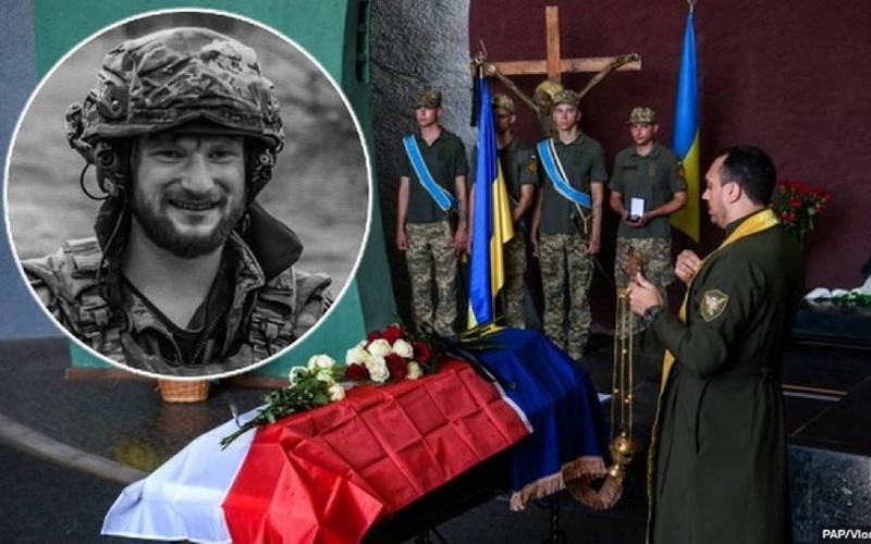 A Polish soldier died fighting for Ukraine. A farewell ceremony was held in Kiev